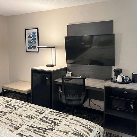 Hotel Wingate By Wyndham Dayton North Extérieur photo